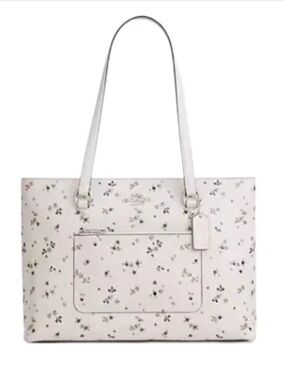NWT Coach Station Tote bag